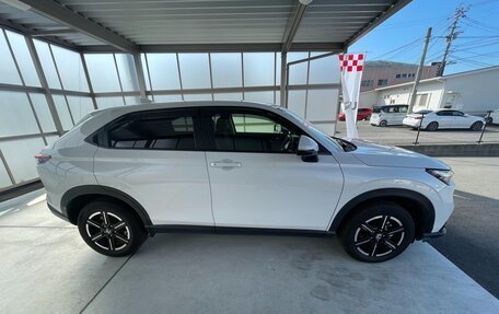 Honda Vezel, 2023 год, 2 490 000 рублей, 3 фотография