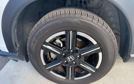 Honda Vezel, 2023 год, 2 490 000 рублей, 10 фотография