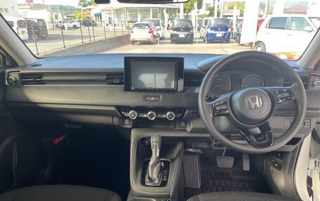 Honda Vezel, 2023 год, 2 490 000 рублей, 11 фотография