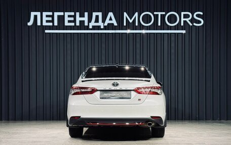 Toyota Camry, 2021 год, 3 090 000 рублей, 5 фотография