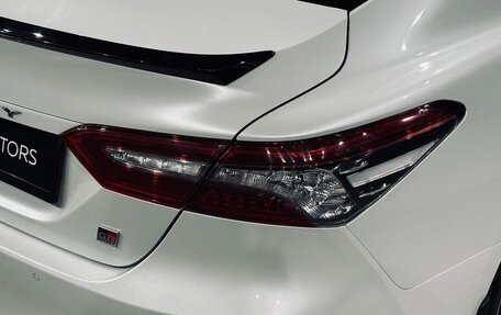 Toyota Camry, 2021 год, 3 090 000 рублей, 10 фотография