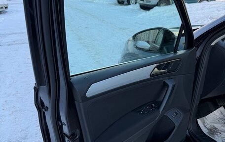 Volkswagen Tiguan II, 2017 год, 2 570 000 рублей, 17 фотография