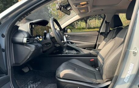 Hyundai Elantra, 2023 год, 1 362 000 рублей, 8 фотография