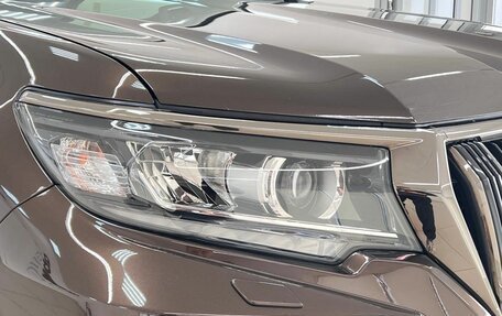 Toyota Land Cruiser Prado 150 рестайлинг 2, 2021 год, 6 180 000 рублей, 20 фотография