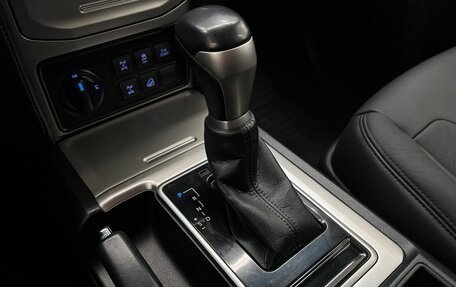 Toyota Land Cruiser Prado 150 рестайлинг 2, 2021 год, 6 180 000 рублей, 23 фотография