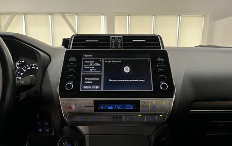 Toyota Land Cruiser Prado 150 рестайлинг 2, 2021 год, 6 180 000 рублей, 28 фотография