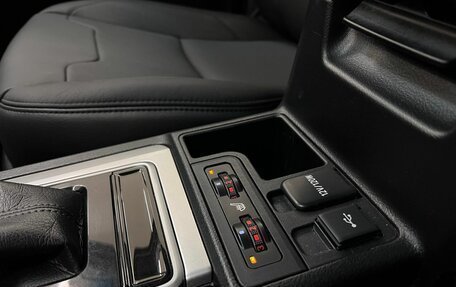 Toyota Land Cruiser Prado 150 рестайлинг 2, 2021 год, 6 180 000 рублей, 34 фотография