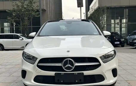 Mercedes-Benz A-Класс, 2022 год, 1 780 003 рублей, 2 фотография