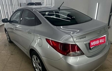 Hyundai Solaris II рестайлинг, 2014 год, 997 000 рублей, 3 фотография