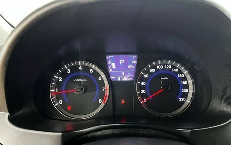 Hyundai Solaris II рестайлинг, 2014 год, 997 000 рублей, 16 фотография