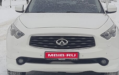 Infiniti FX II, 2010 год, 1 800 000 рублей, 1 фотография