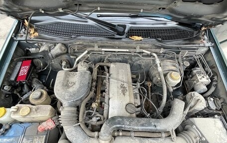 Nissan Terrano II рестайлинг, 2001 год, 650 000 рублей, 23 фотография