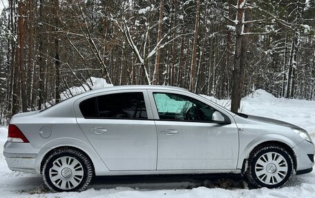Opel Astra H, 2011 год, 560 000 рублей, 4 фотография
