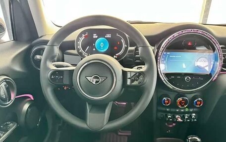 MINI Hatch, 2023 год, 2 195 153 рублей, 11 фотография