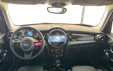 MINI Hatch, 2023 год, 2 195 153 рублей, 10 фотография