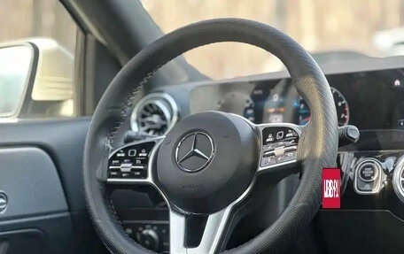 Mercedes-Benz GLA, 2023 год, 2 563 000 рублей, 12 фотография
