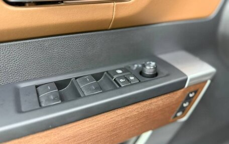 Toyota Tundra, 2023 год, 9 500 000 рублей, 6 фотография