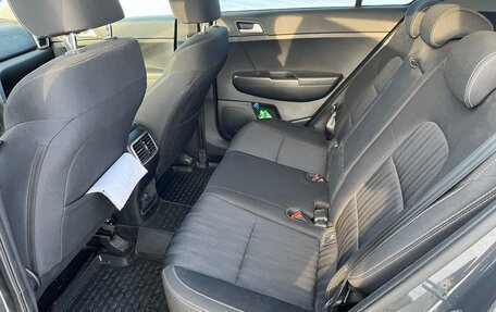 KIA Sportage IV рестайлинг, 2020 год, 2 300 000 рублей, 8 фотография