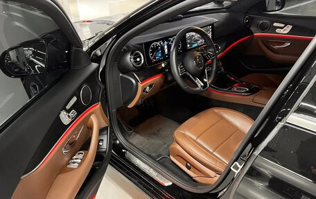 Mercedes-Benz E-Класс, 2023 год, 5 193 098 рублей, 10 фотография