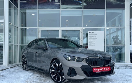 BMW 5 серия, 2024 год, 9 451 000 рублей, 6 фотография