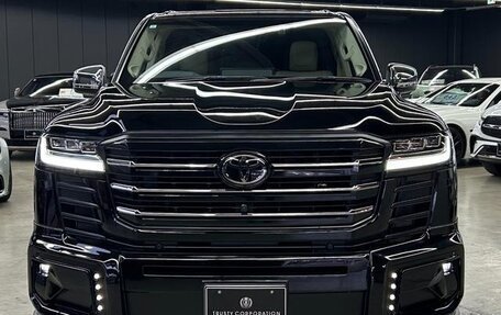 Toyota Land Cruiser, 2022 год, 13 980 586 рублей, 3 фотография