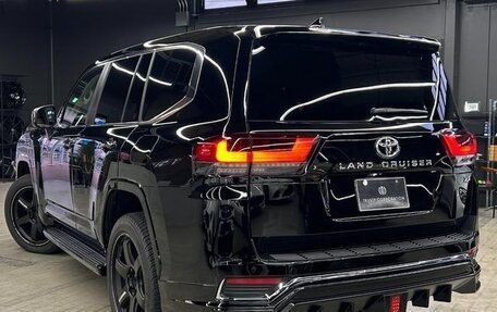 Toyota Land Cruiser, 2022 год, 13 980 586 рублей, 8 фотография