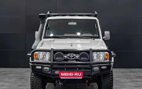 Toyota Land Cruiser 70, 2016 год, 11 350 586 рублей, 2 фотография