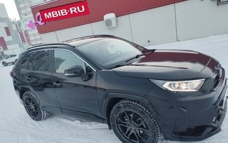 Toyota RAV4, 2021 год, 3 500 000 рублей, 5 фотография