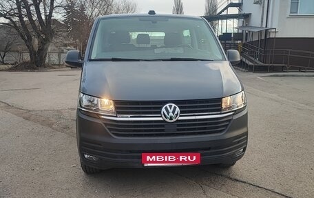 Volkswagen Caravelle T6 рестайлинг, 2020 год, 4 427 777 рублей, 3 фотография
