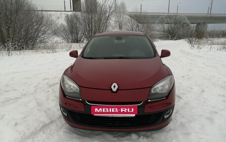 Renault Megane III, 2012 год, 850 000 рублей, 3 фотография