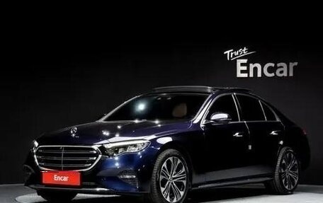 Mercedes-Benz E-Класс, 2024 год, 5 870 000 рублей, 1 фотография