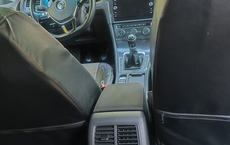 Volkswagen Golf VII, 2017 год, 1 280 000 рублей, 6 фотография