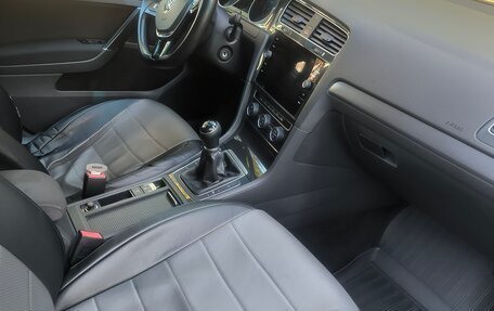 Volkswagen Golf VII, 2017 год, 1 280 000 рублей, 8 фотография