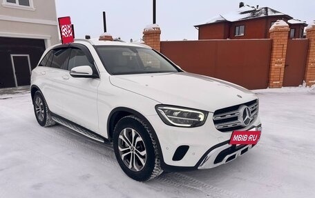 Mercedes-Benz GLC, 2019 год, 3 680 000 рублей, 2 фотография
