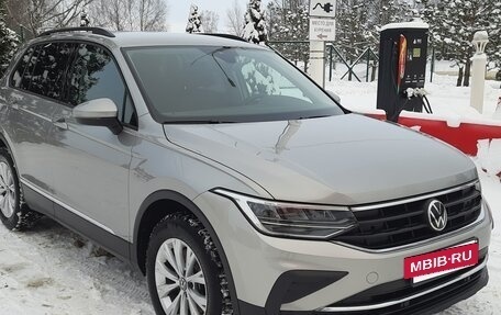 Volkswagen Tiguan II, 2021 год, 3 500 000 рублей, 3 фотография
