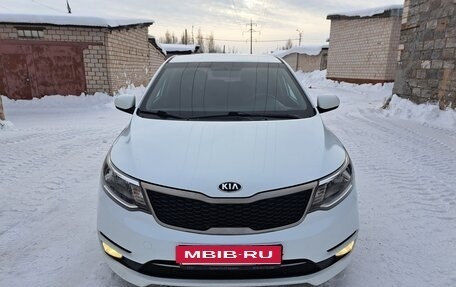 KIA Rio III рестайлинг, 2015 год, 1 119 000 рублей, 2 фотография
