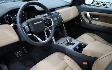 Land Rover Discovery Sport I рестайлинг, 2025 год, 6 390 000 рублей, 7 фотография