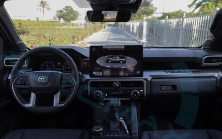 Toyota Tacoma, 2025 год, 10 000 111 рублей, 8 фотография