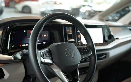 Volkswagen Multivan, 2022 год, 5 895 000 рублей, 11 фотография