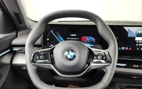 BMW 5 серия, 2024 год, 5 670 000 рублей, 5 фотография