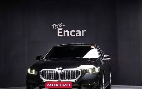 BMW 5 серия, 2024 год, 5 670 000 рублей, 2 фотография