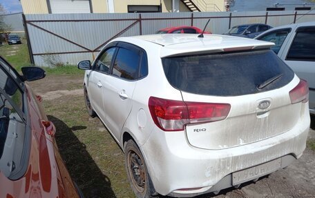 KIA Rio III рестайлинг, 2015 год, 521 000 рублей, 7 фотография