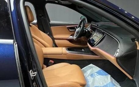 Mercedes-Benz E-Класс, 2024 год, 5 870 000 рублей, 7 фотография