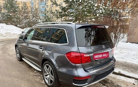 Mercedes-Benz GL-Класс, 2015 год, 3 999 000 рублей, 6 фотография