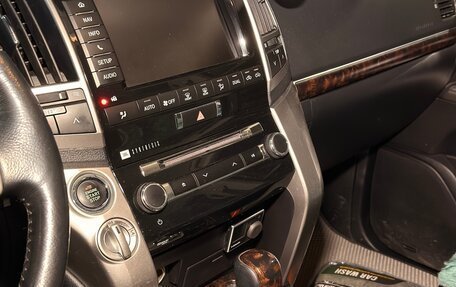 Toyota Land Cruiser 200, 2014 год, 4 790 000 рублей, 11 фотография