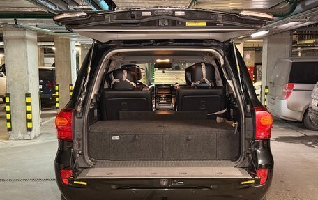 Toyota Land Cruiser 200, 2014 год, 4 790 000 рублей, 14 фотография