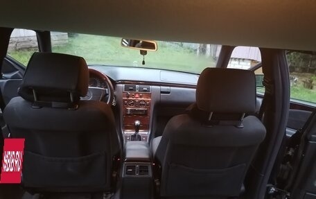 Mercedes-Benz E-Класс, 1997 год, 560 000 рублей, 13 фотография