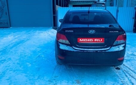 Hyundai Solaris II рестайлинг, 2011 год, 750 000 рублей, 5 фотография