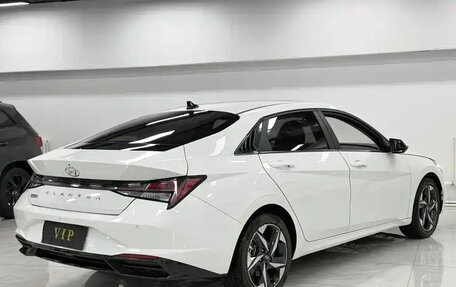 Hyundai Elantra, 2022 год, 1 556 777 рублей, 4 фотография