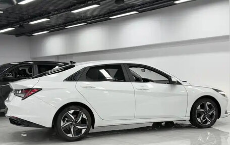 Hyundai Elantra, 2022 год, 1 556 777 рублей, 6 фотография